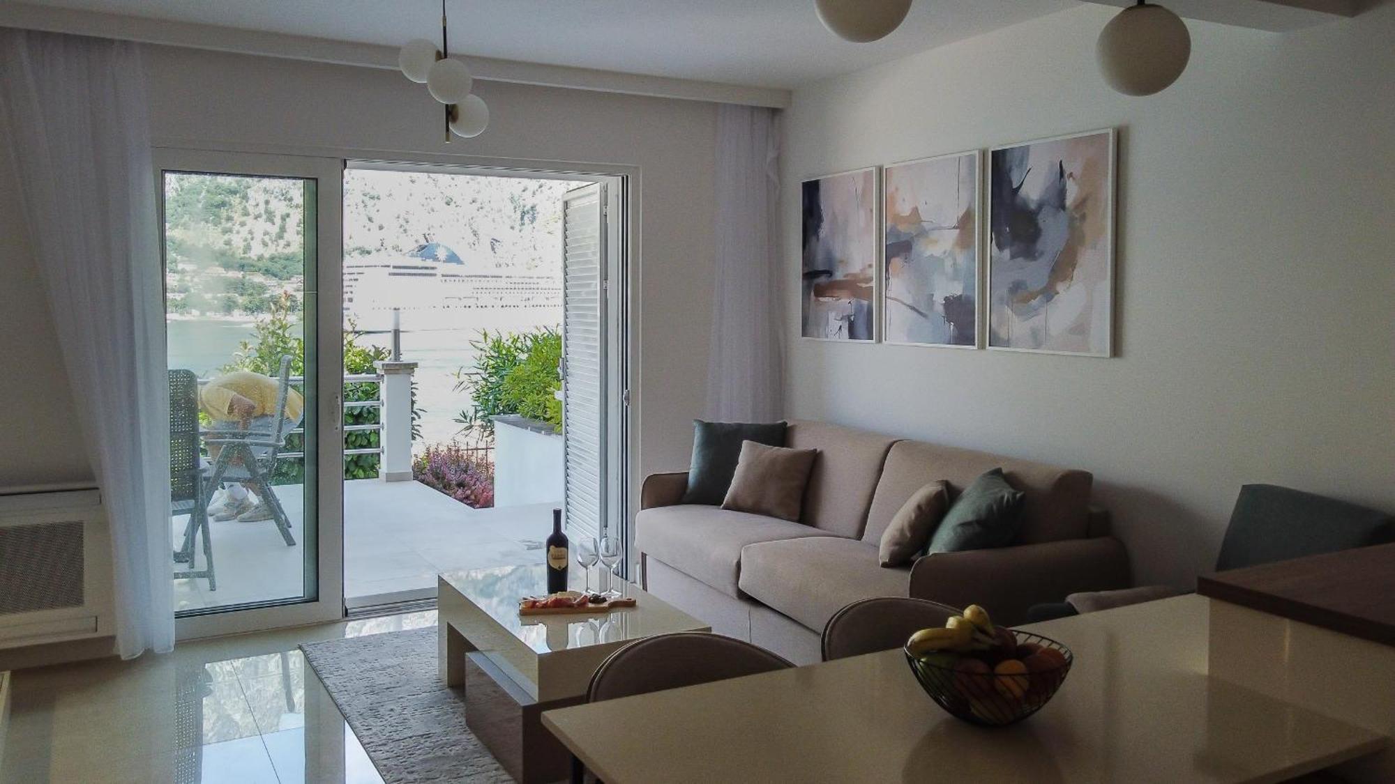 Chillout Apartment In Kotor Bay Екстериор снимка